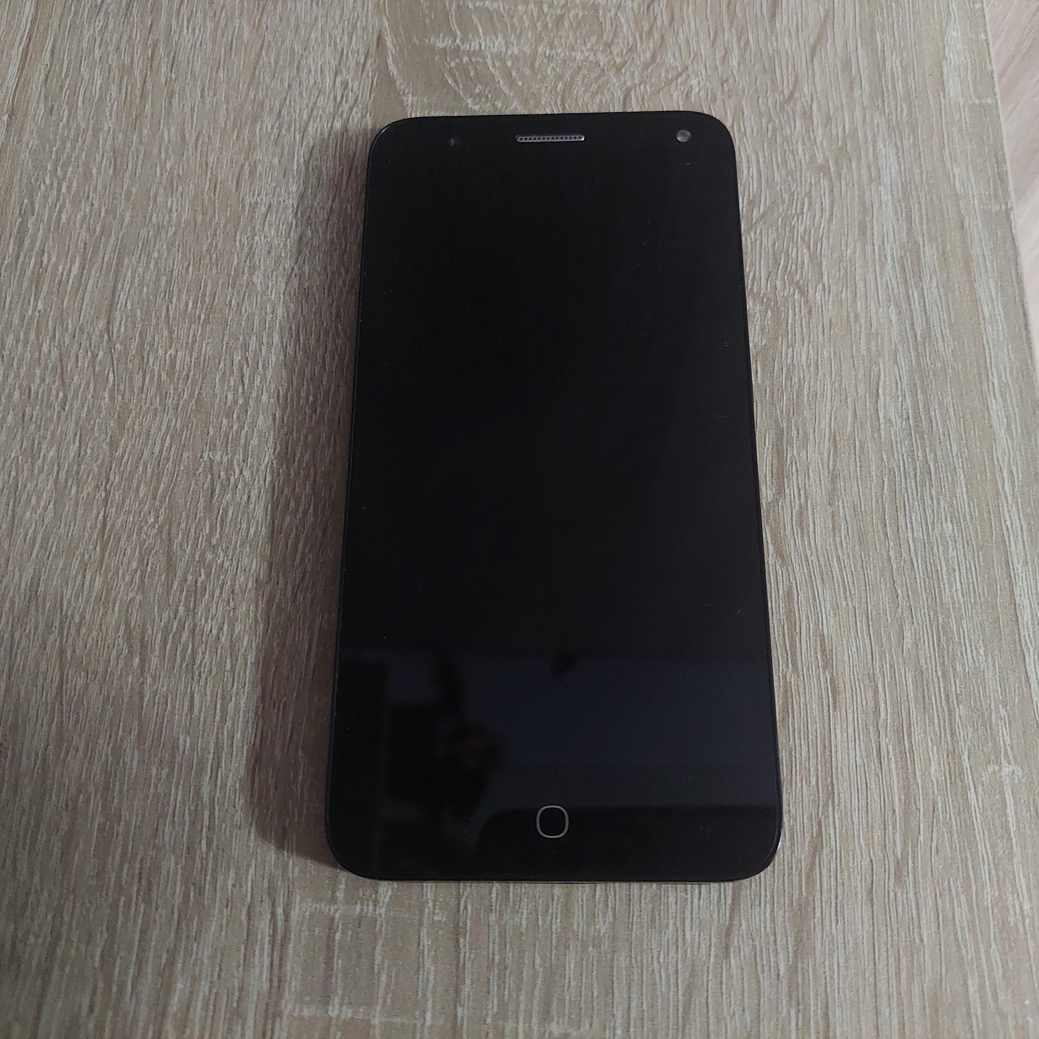 Alcatel One Touch Pop 4